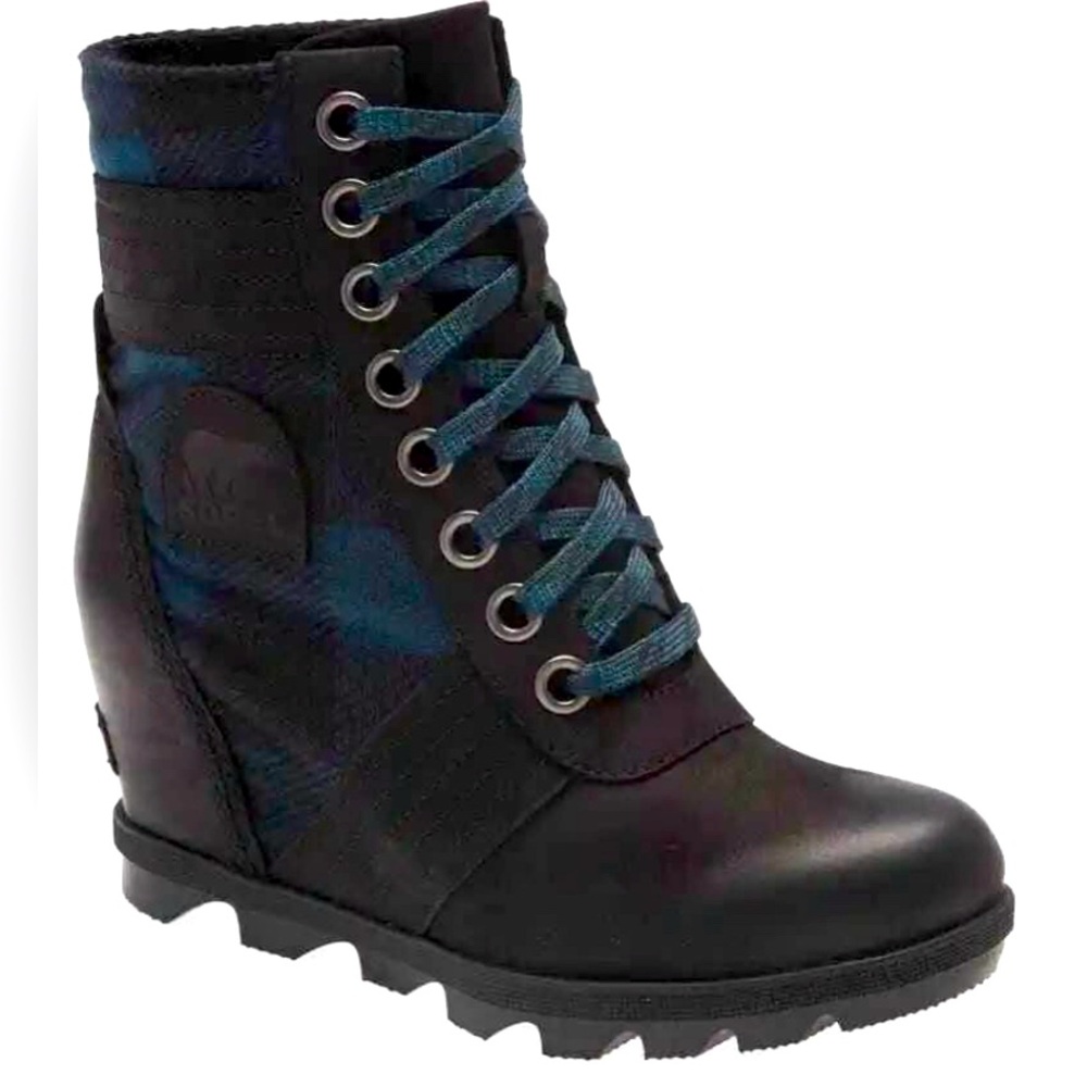 NIB NWT Sorel Lexie Wedge Boots